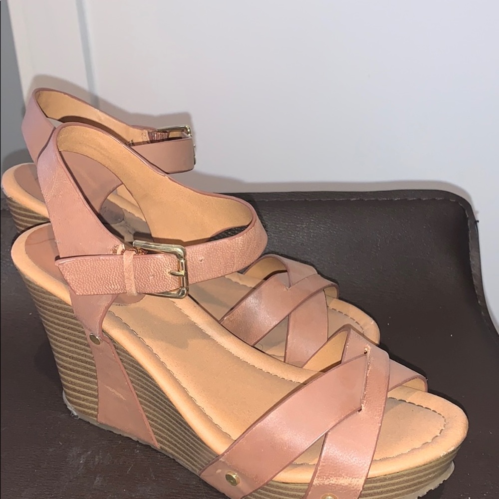 Cute brown wedges